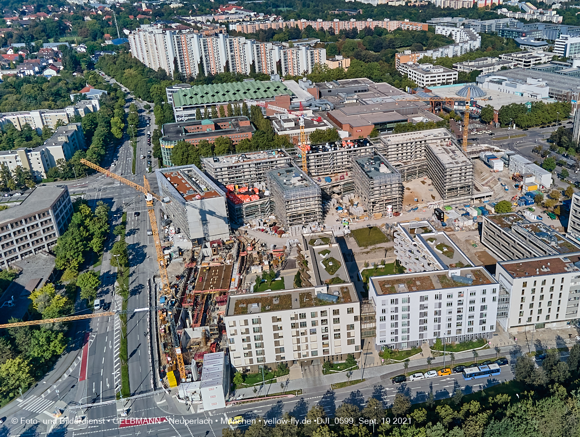 19.09.2021 - Perlach Plaza und Umgebung in Neuperlach 